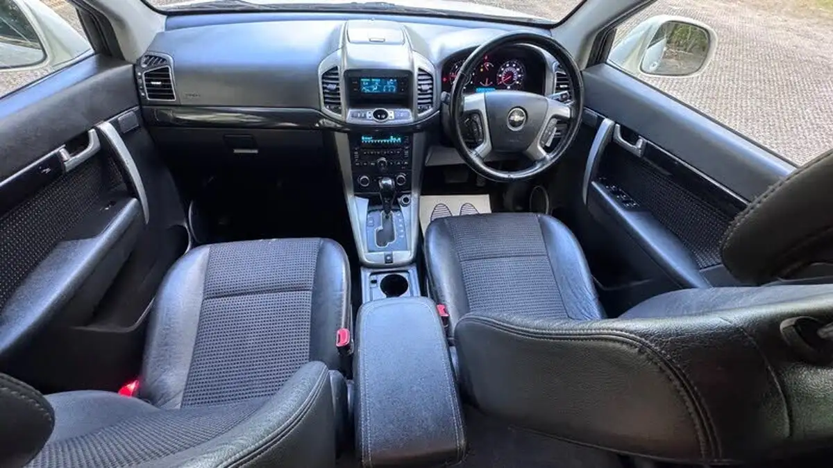 2012-chevrolet-captiva-22td-lt-22vcdi-4x4-auto-big-3
