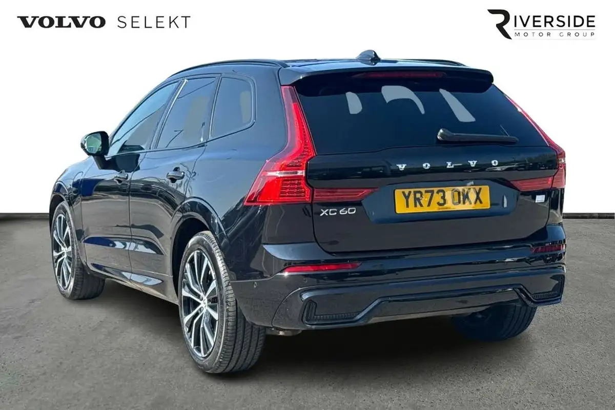 2023-volvo-xc60-20-t8-ultimate-dark-big-2