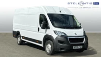 2022 Peugeot Boxer 2.2 BlueHDi Professional 435 L4 H2