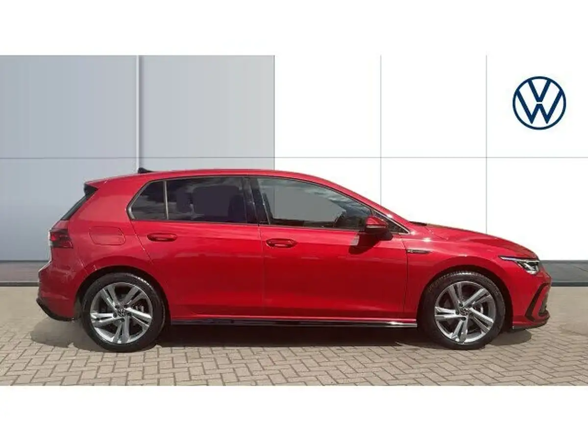 2022-volkswagen-golf-15-etsi-r-line-150ps-hatchback-big-3