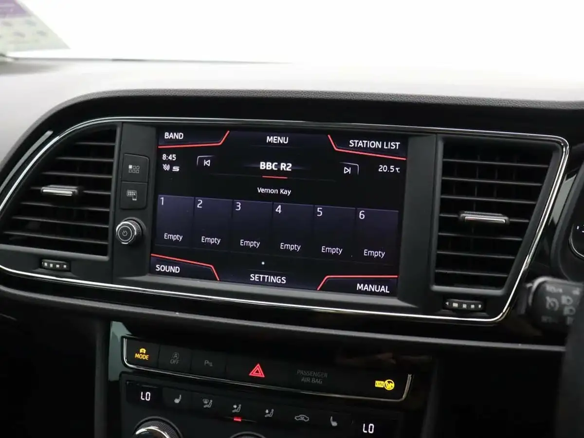 2019-seat-leon-15-tsi-evo-fr-sport-130ps-estate-big-15