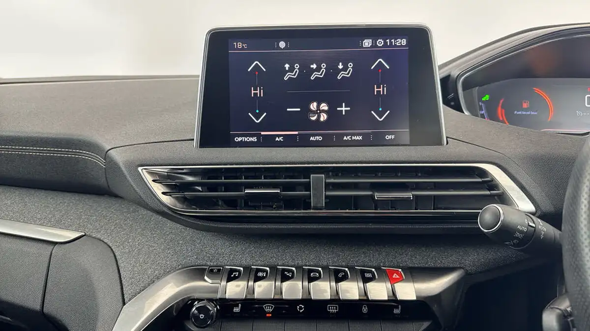 2019-peugeot-3008-suv-12-puretech-gt-line-big-11