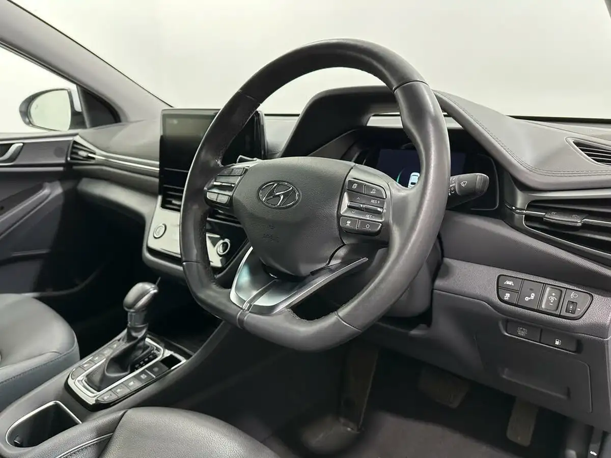2020-hyundai-ioniq-16-gdi-premium-se-hybrid-big-8