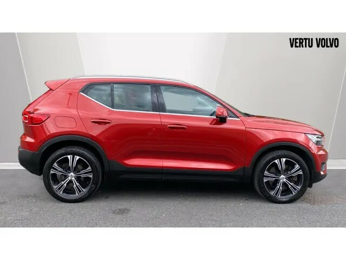 2021-volvo-xc40-15-t5-inscription-262bhp-big-2