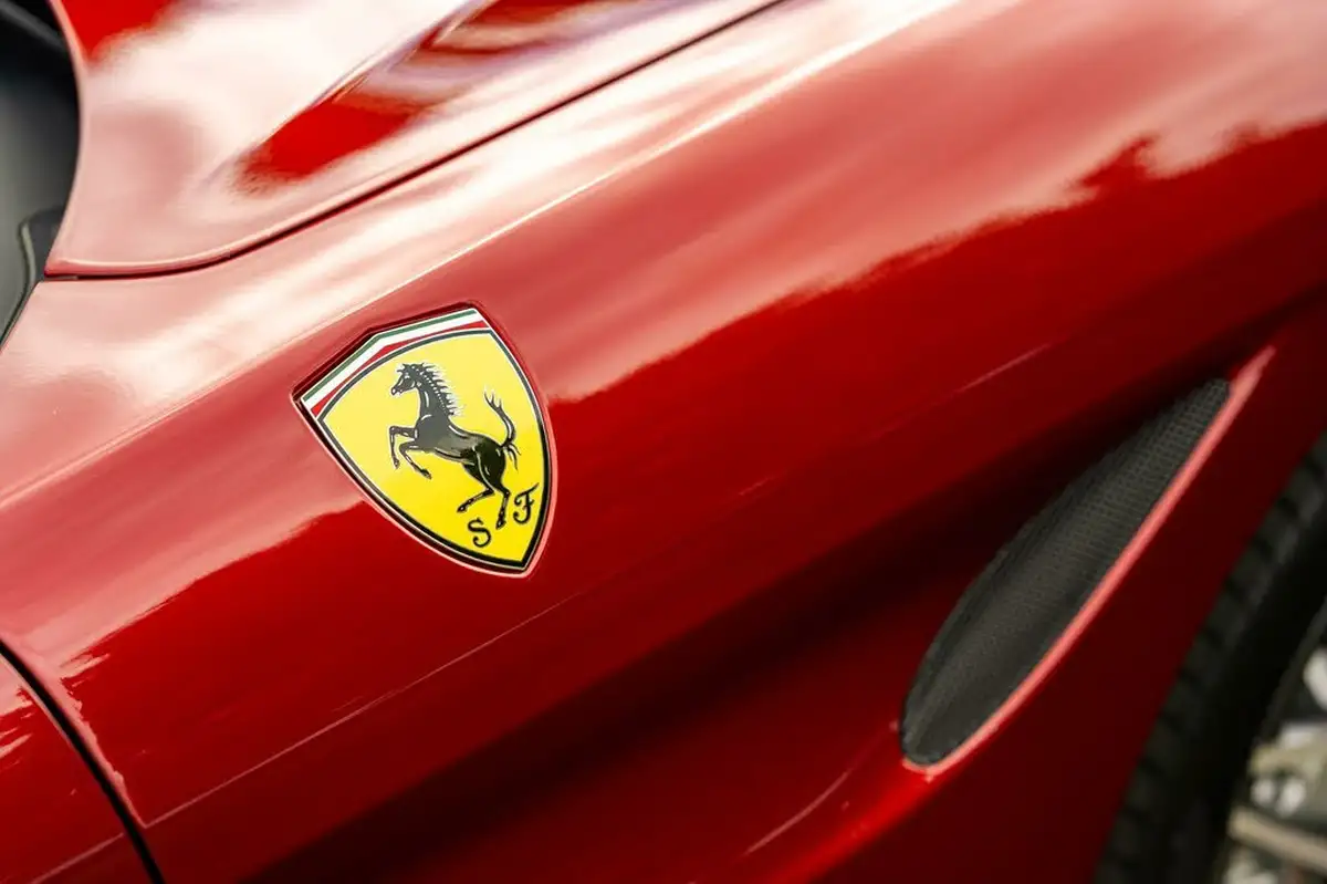 2015-ferrari-california-39-t-big-43