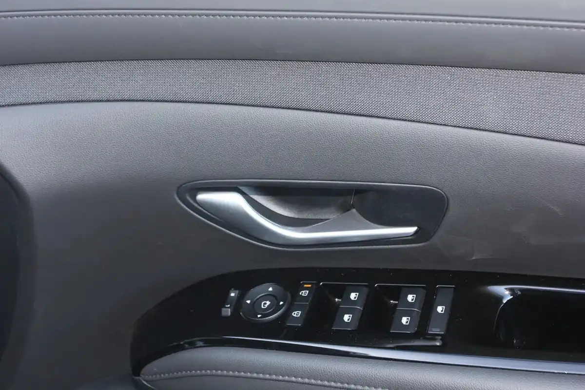 2024-hyundai-tucson-16-t-gdi-advance-252ps-phev-auto-big-16