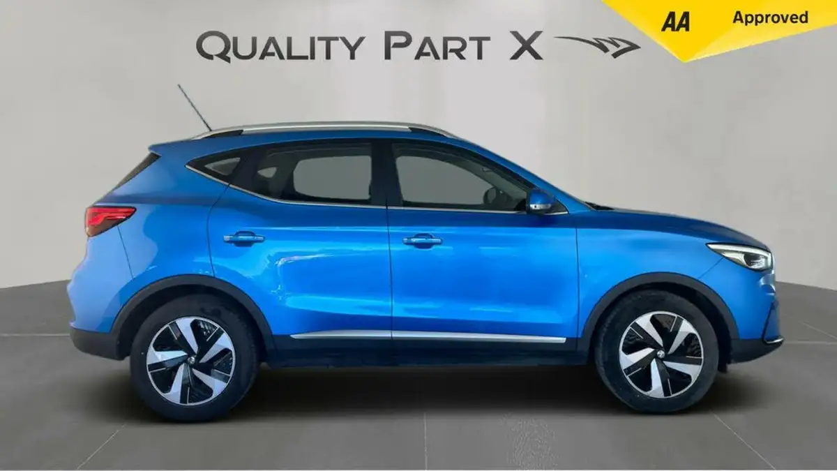 2022-mg-zs-suv-e-trophy-ev-176ps-big-1