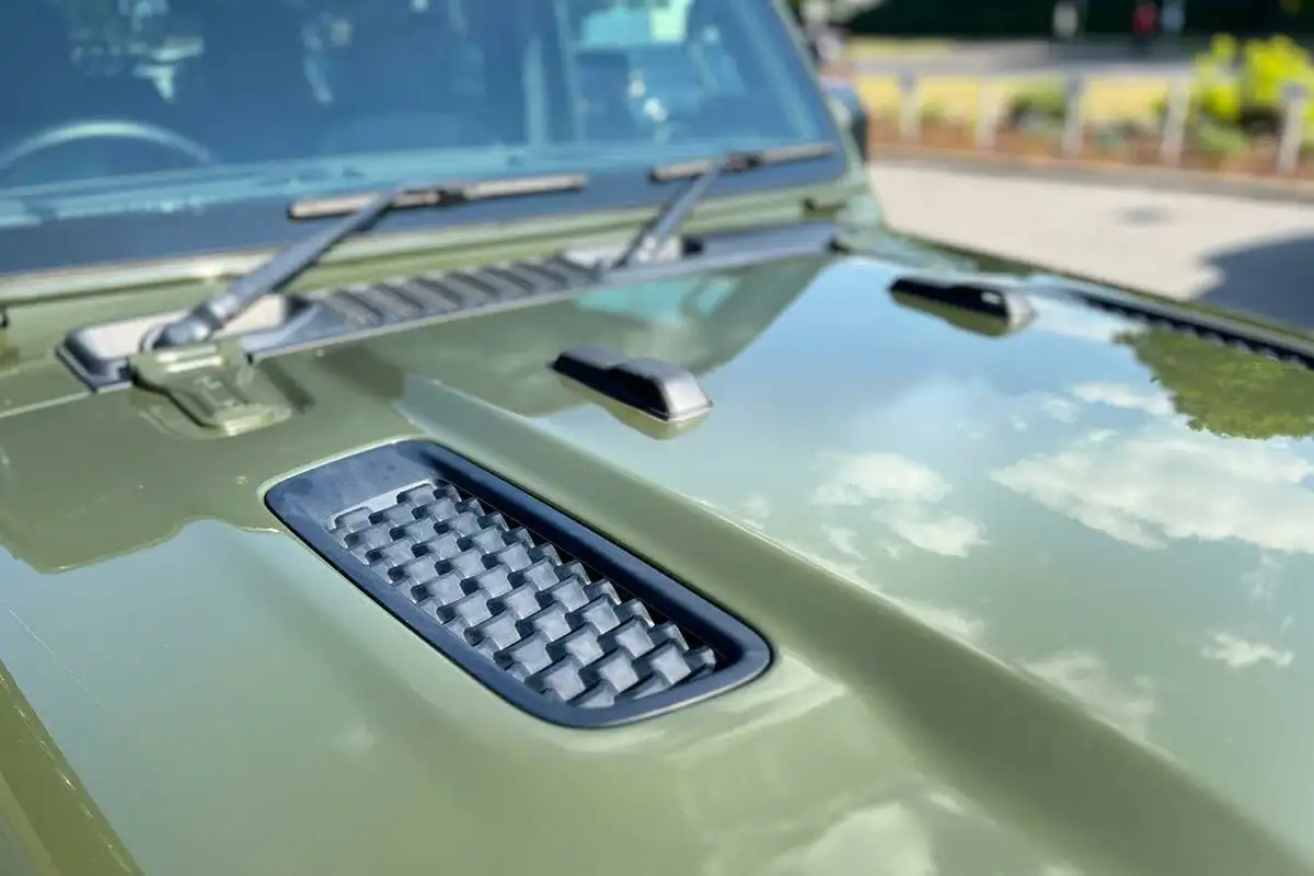 2021-jeep-wrangler-20-gme-80th-anniversary-5d-big-17