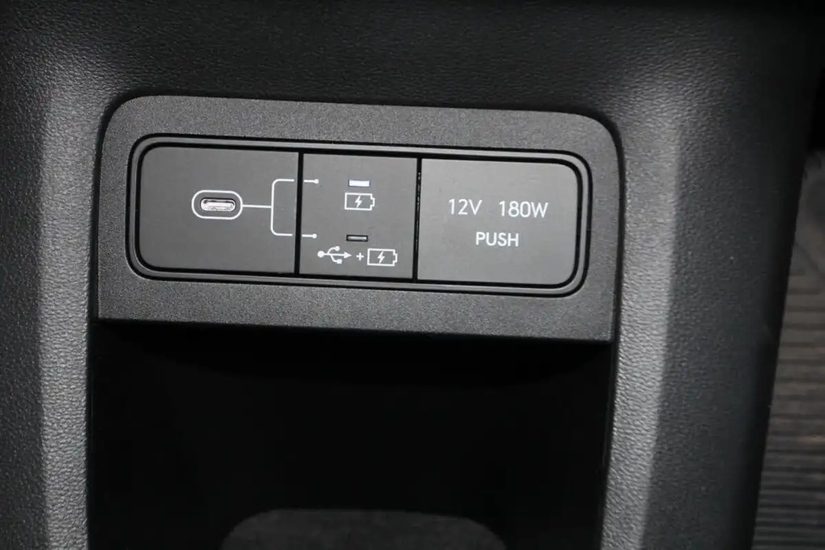 2024-hyundai-ioniq-5-e-ultimate-228ps-84kwh-tech-pack-max-rwd-big-31