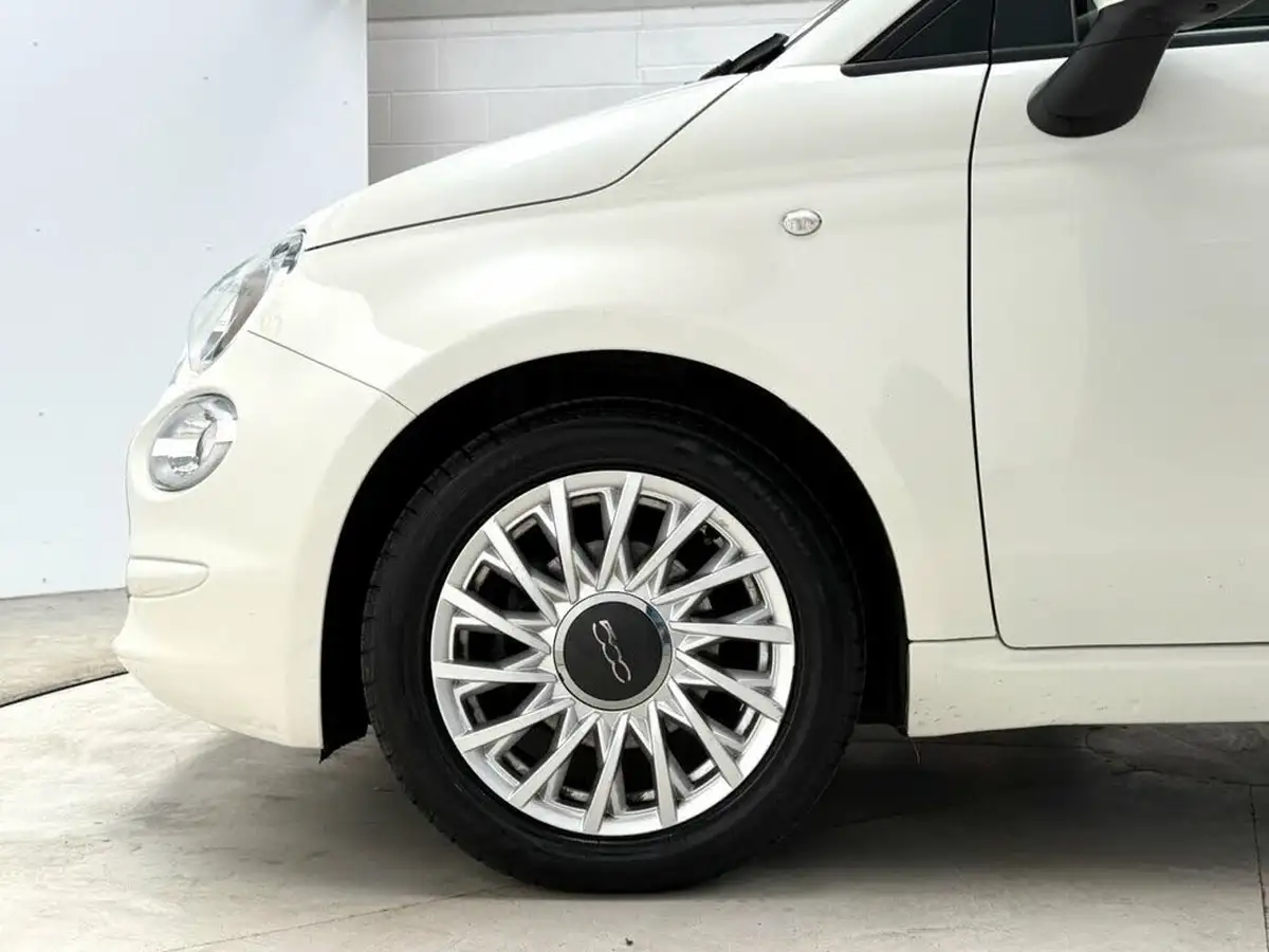 2021-fiat-500-10-lounge-big-12