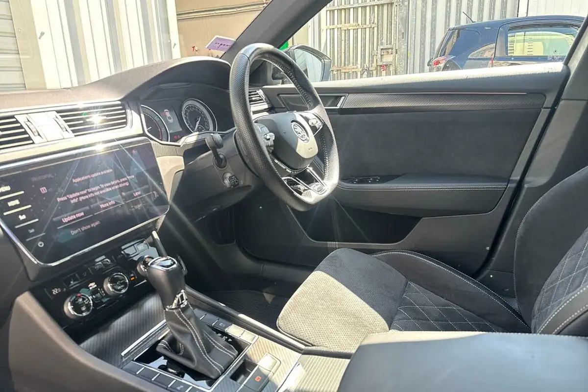 2020-skoda-superb-20-tsi-sportline-plus-190ps-hatchback-big-1