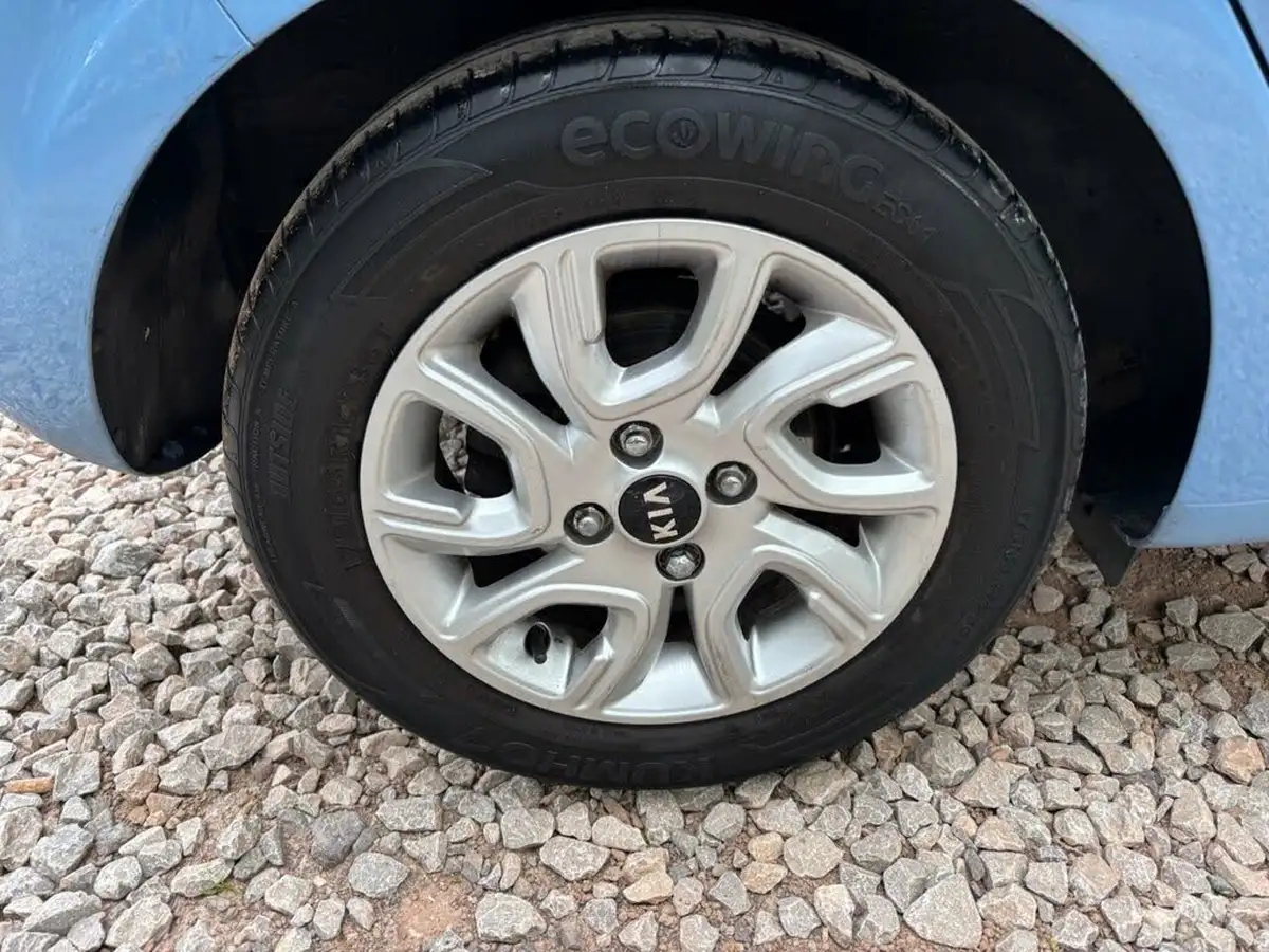 2017-kia-picanto-10-2-big-12