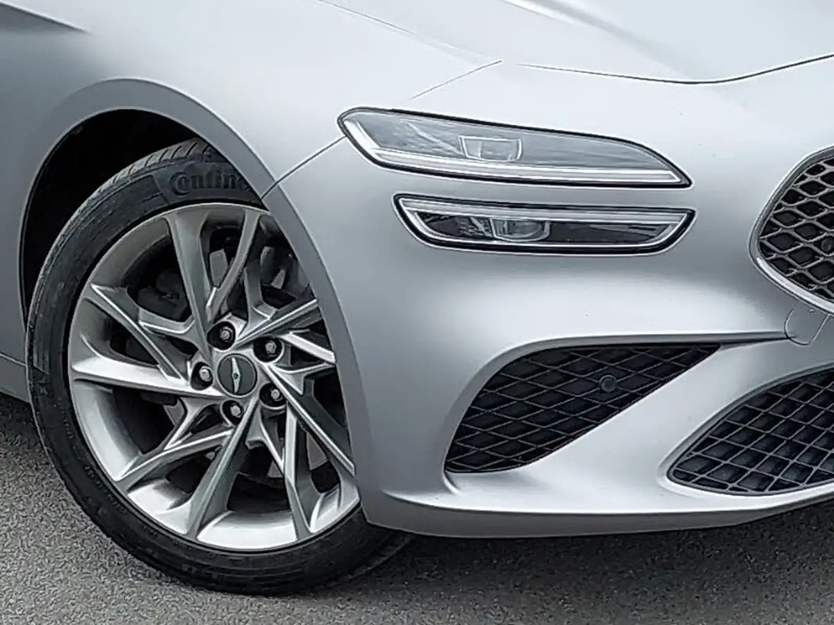 2021-genesis-g70-20-t-premium-line-saloon-4d-big-8