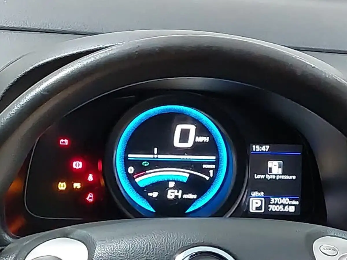 2017-nissan-env200-e-acenta-rapid-plus-combi-7-seater-big-10