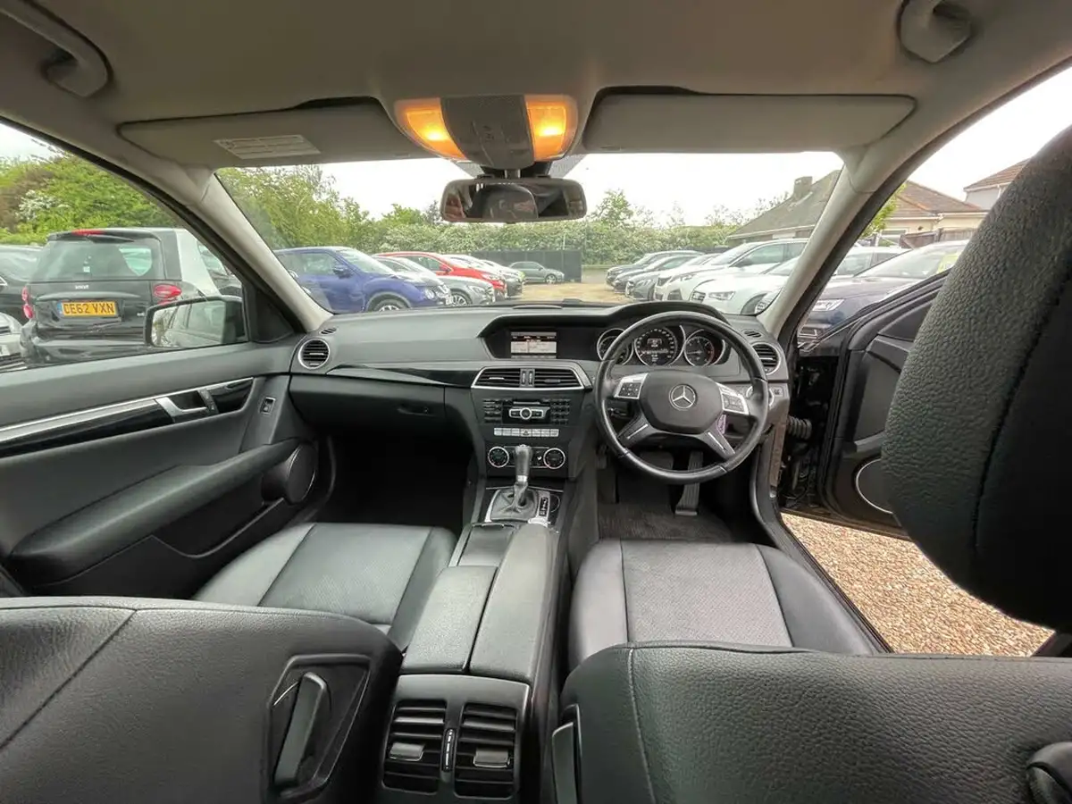 2013-mercedes-benz-c-class-21cdi-c220-cdi-executive-se-170bhp-saloon-4d-7g-tronic-plus-big-30