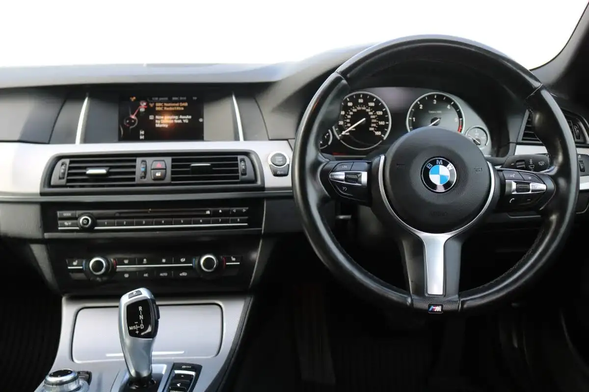 2016-bmw-5-series-20td-520d-m-sport-190bhp-saloon-4d-auto-big-14