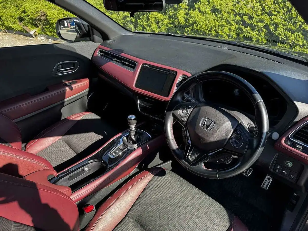 2020-honda-hr-v-15-i-vtec-sport-big-15