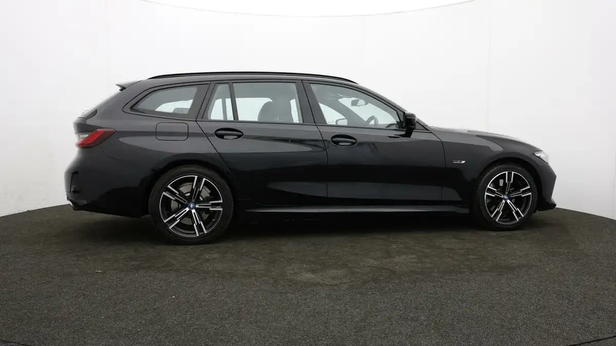 2022-bmw-3-series-20-330e-m-sport-touring-5d-big-34