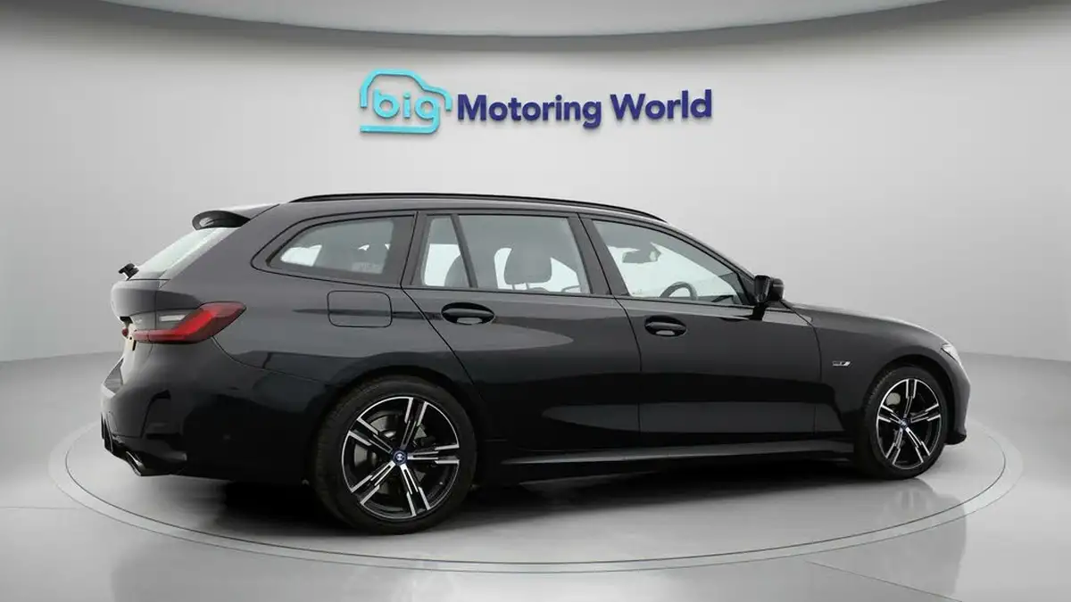 2022-bmw-3-series-20-330e-m-sport-touring-5d-big-6
