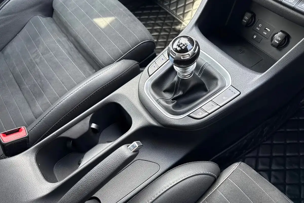 2018-hyundai-i30-n-20-t-gdi-n-performance-big-57