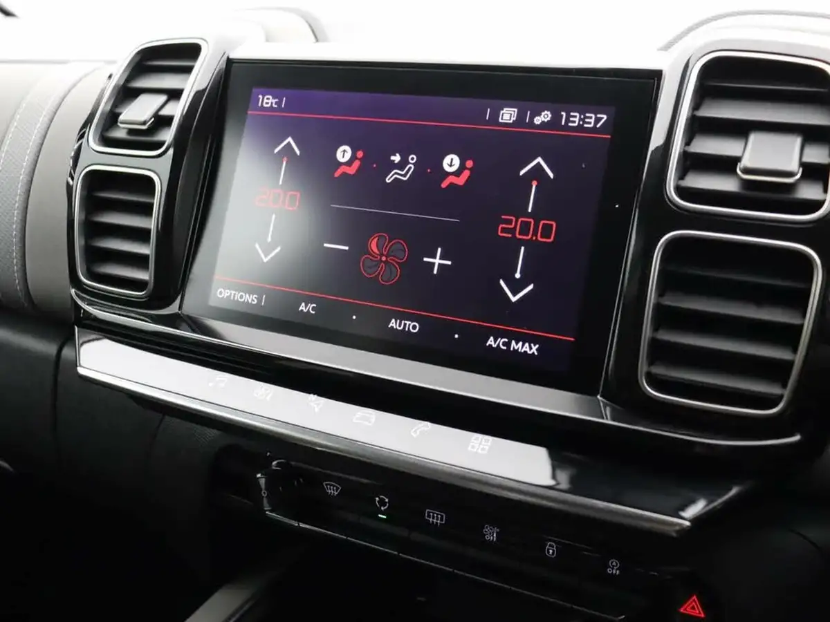2021-citroen-c5-aircross-12-puretech-shine-big-39