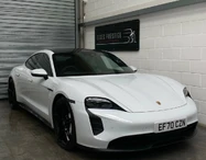 2020 Porsche Taycan E 4S (530ps)