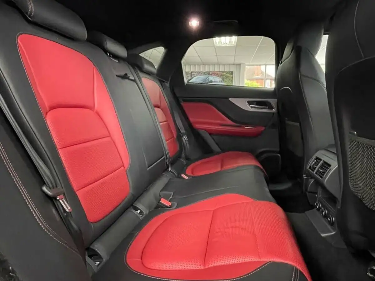 2018-jaguar-f-pace-20-i4d-r-sport-180ps-awd-auto-big-27