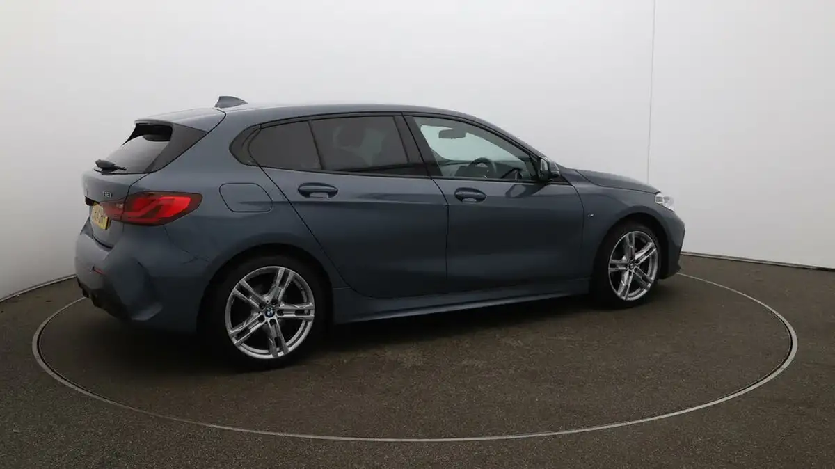 2024-bmw-1-series-15-118i-m-sport-lcp-dct-big-52