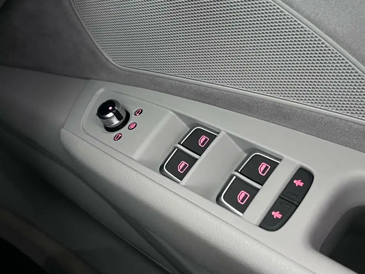 2016-audi-a8-30tdi-quattro-se-executive-big-29