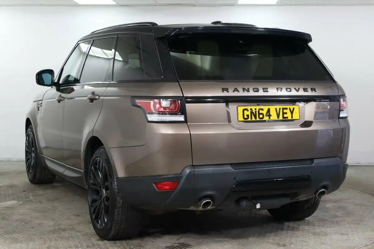2014-land-rover-range-rover-sport-30-sd-v6-hse-dynamic-big-3