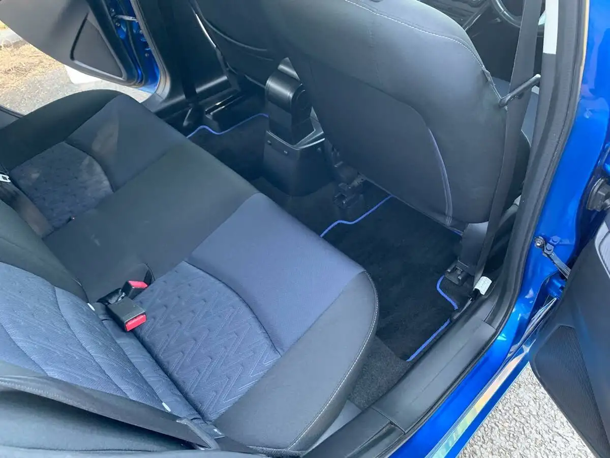 2015-mazda-mazda2-15-se-l-90ps-big-14