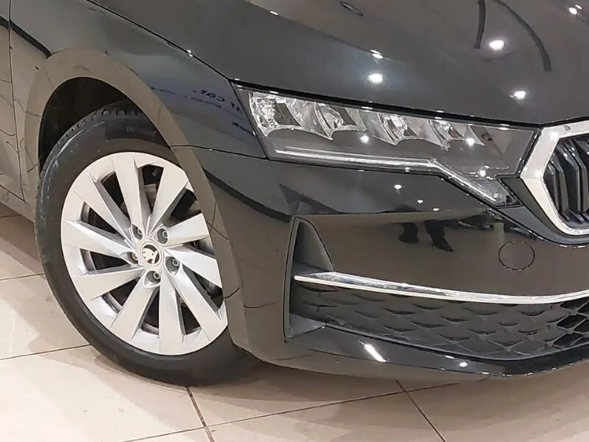 2024-skoda-octavia-15-tsi-e-tec-se-l-estate-big-8