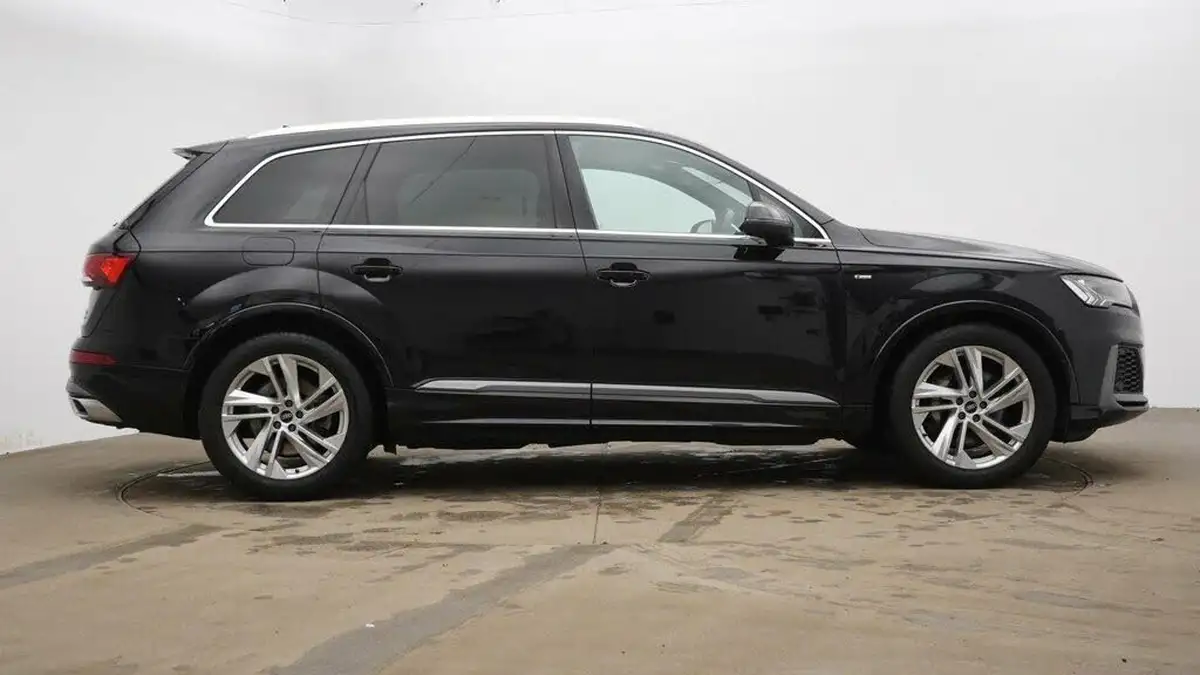 2020-audi-q7-30-55-tfsi-s-line-big-4