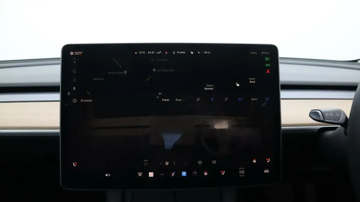 2021-tesla-model-3-e-long-range-4x4-big-12