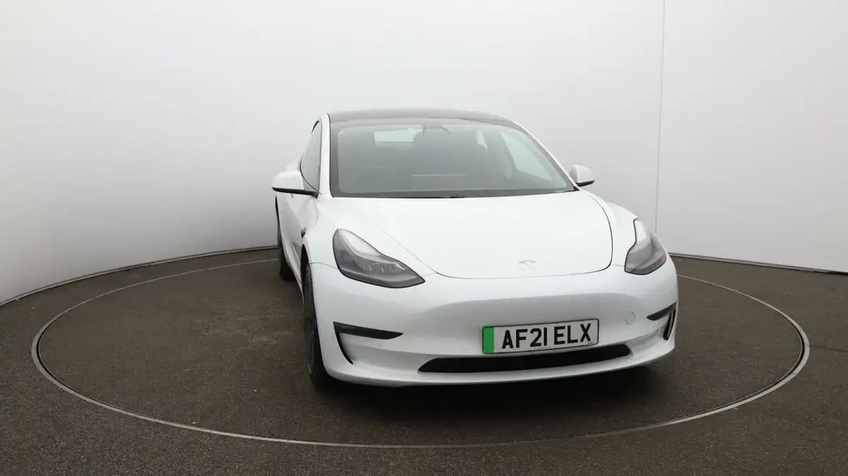 2021-tesla-model-3-e-long-range-4x4-big-40