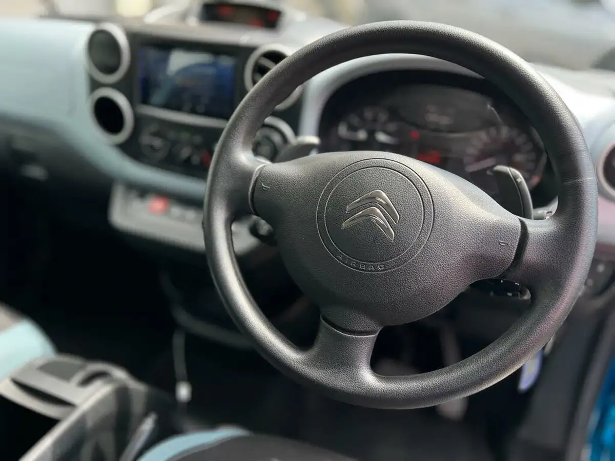 2014-citroen-berlingo-16td-vtr-90ps-airdream-egs6-big-11