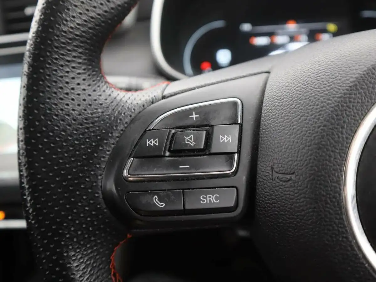 2022-mg-zs-suv-15-vti-tech-exclusive-big-27