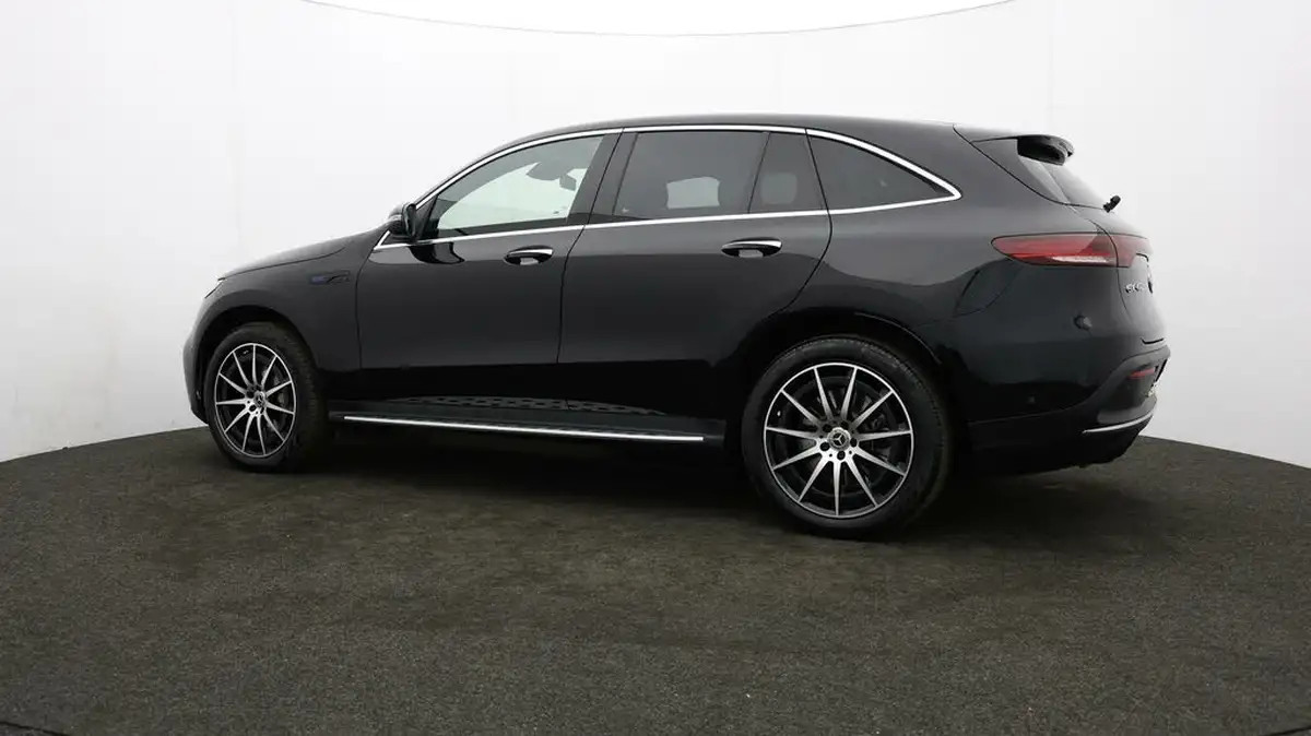 2022-mercedes-benz-eqc-e-eqc-400-amg-line-big-71