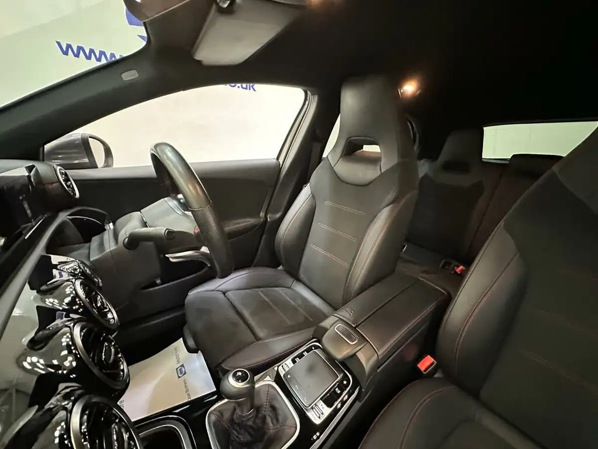 2020-mercedes-benz-a-class-13-a200-amg-line-hatchback-5d-big-28
