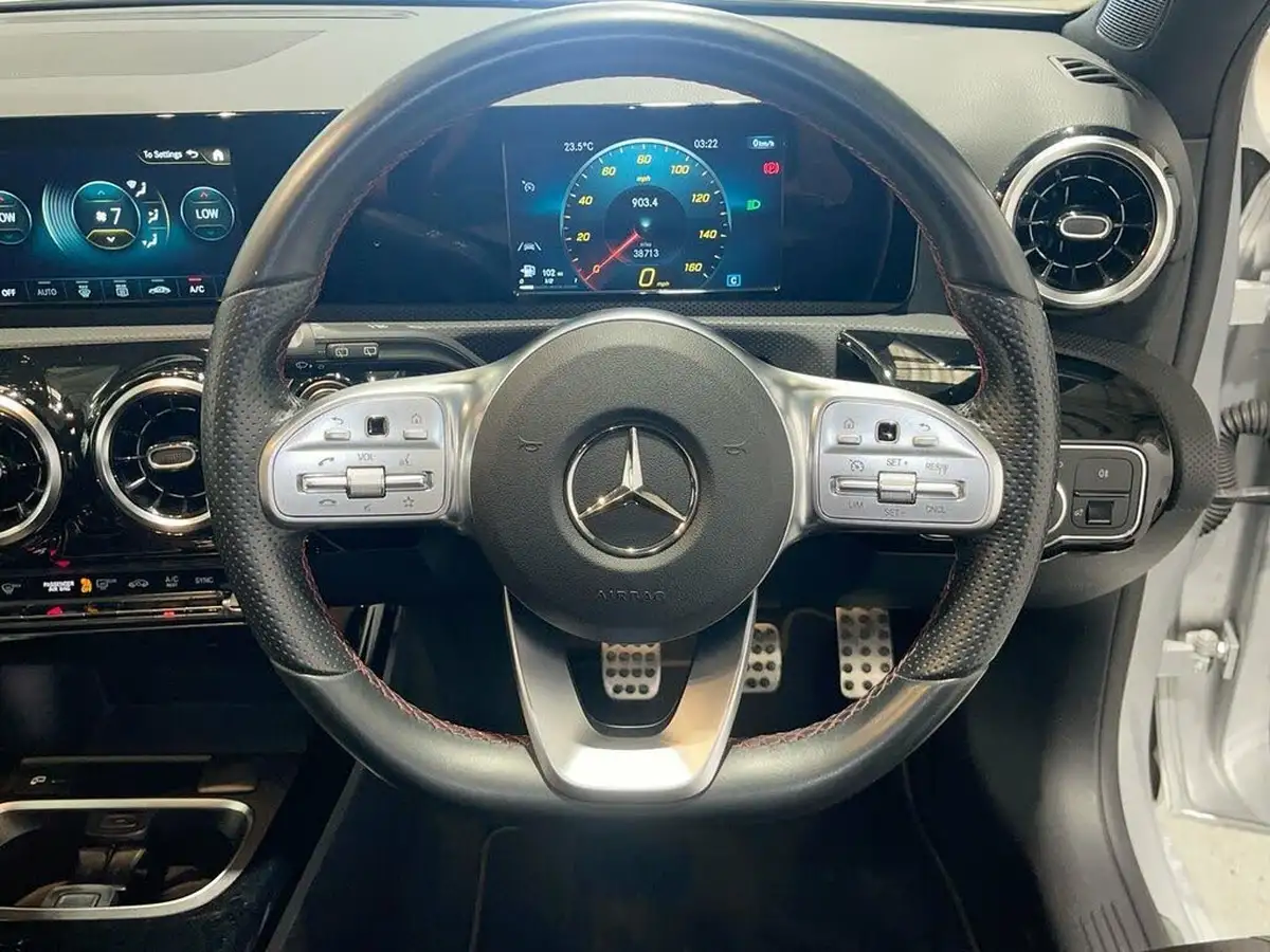 2020-mercedes-benz-a-class-13-a200-amg-line-hatchback-5d-big-2