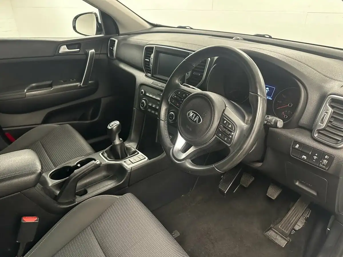 2017-kia-sportage-17crdi-2-114bhp-big-9