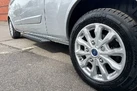 2023-ford-tourneo-custom-small-17