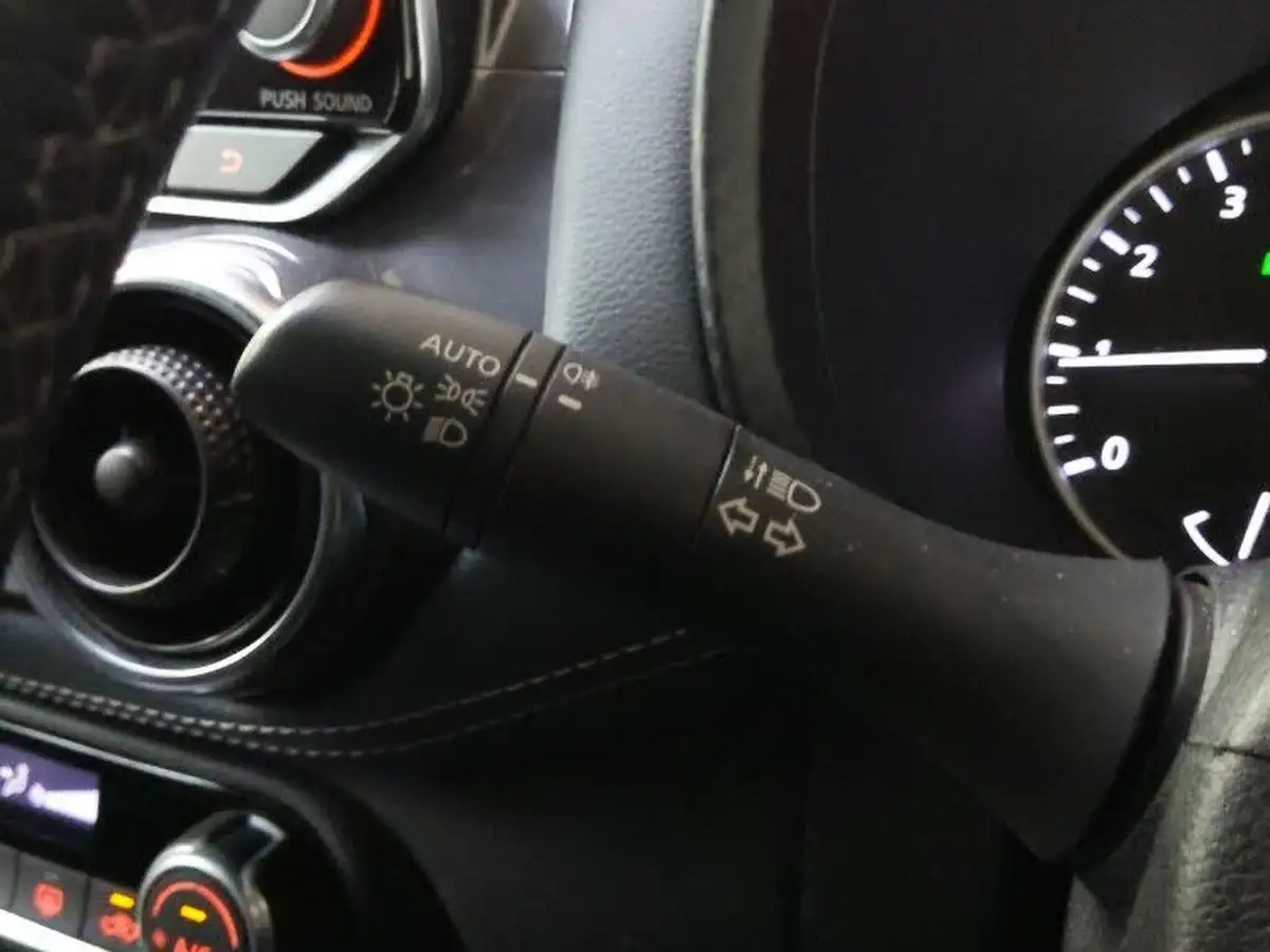 2022-nissan-juke-10-dig-t-n-connecta-big-18