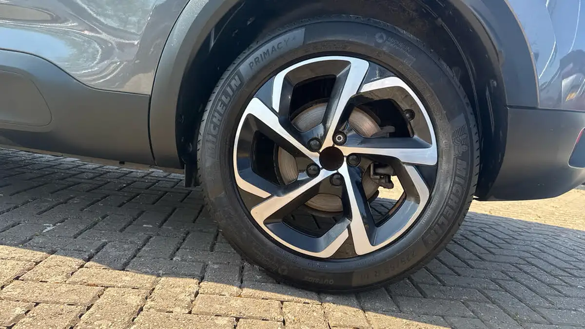 2022-citroen-c5-aircross-12-puretech-shine-ss-big-14