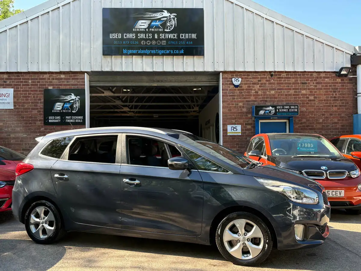 2014-kia-carens-17-crdi-2-114bhp-isg-big-0