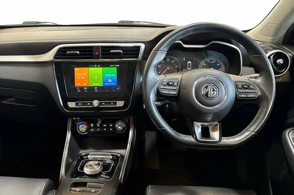 2020-mg-zs-suv-e-exclusive-ev-big-11