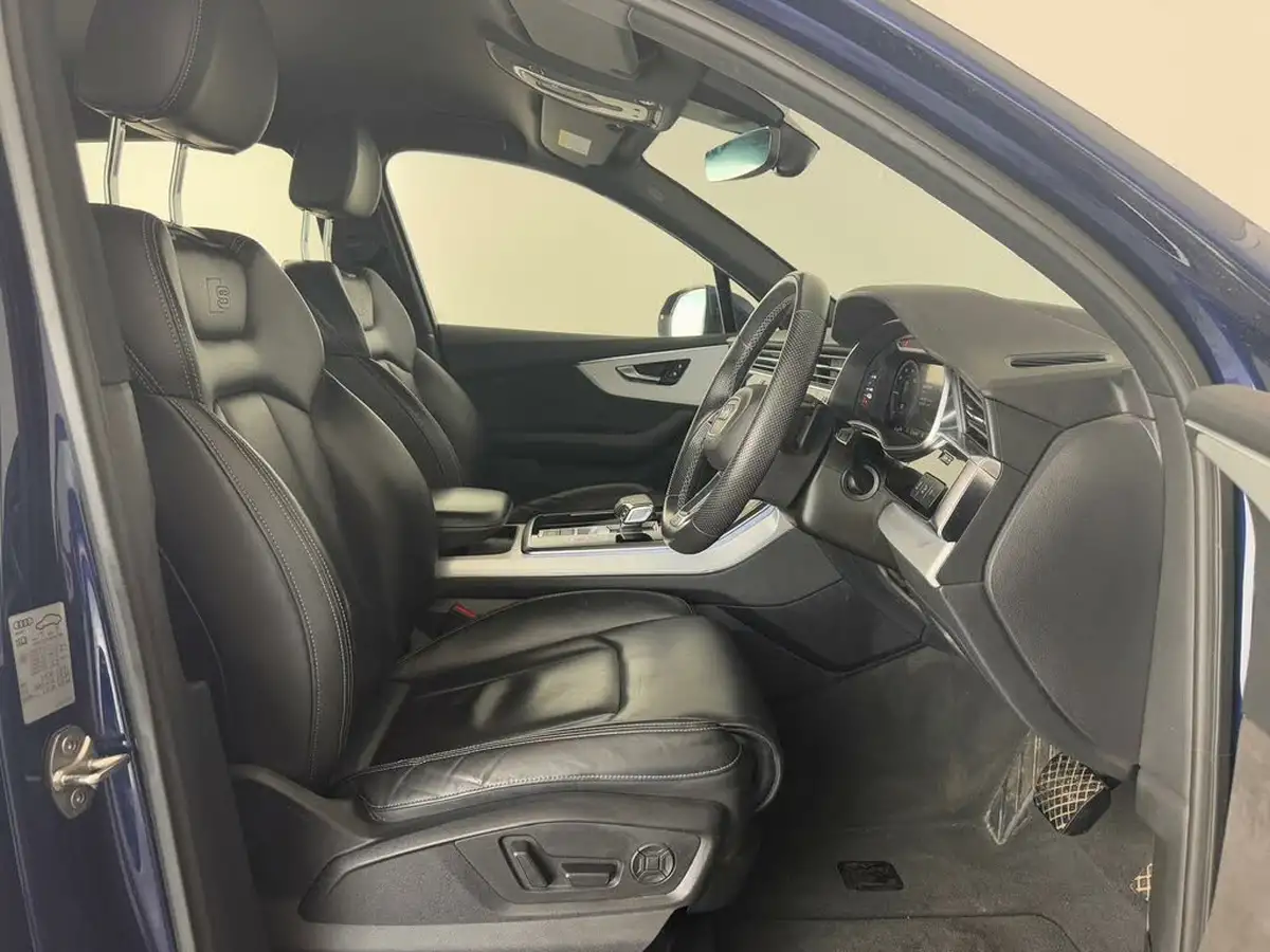 2021-audi-q7-30-55-tfsi-e-s-line-big-25