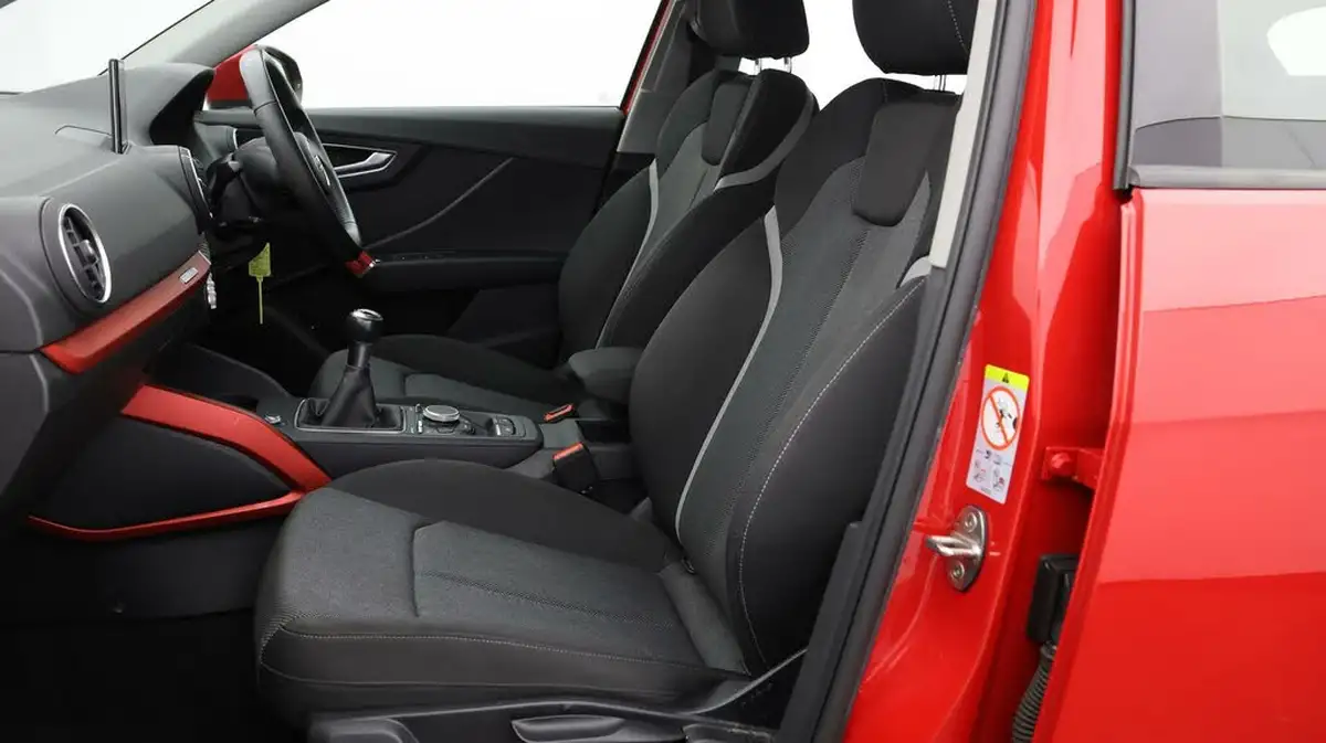 2020-audi-q2-16-30-tdi-sport-big-13