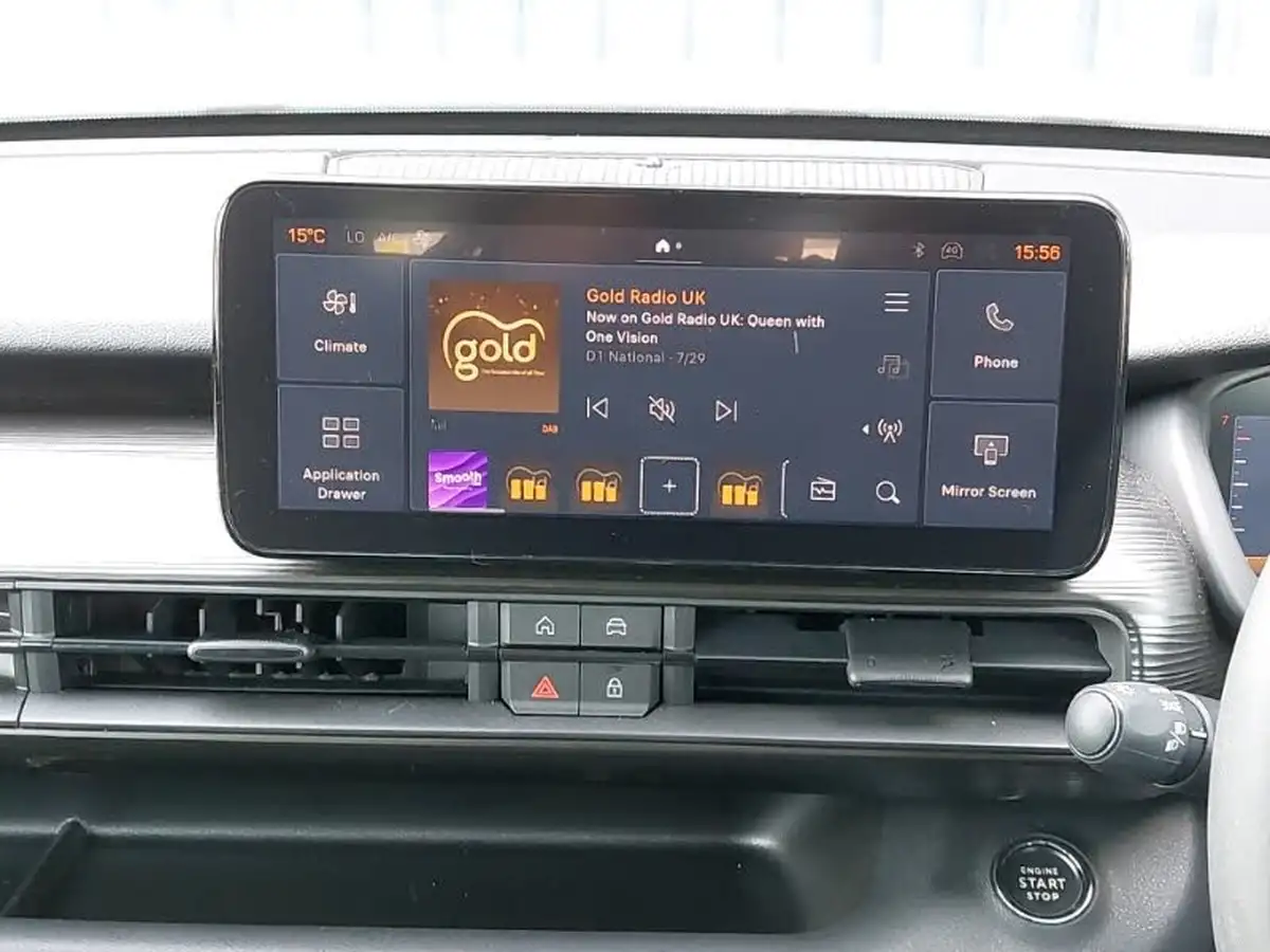 2024-jeep-avenger-12-gse-altitude-big-9
