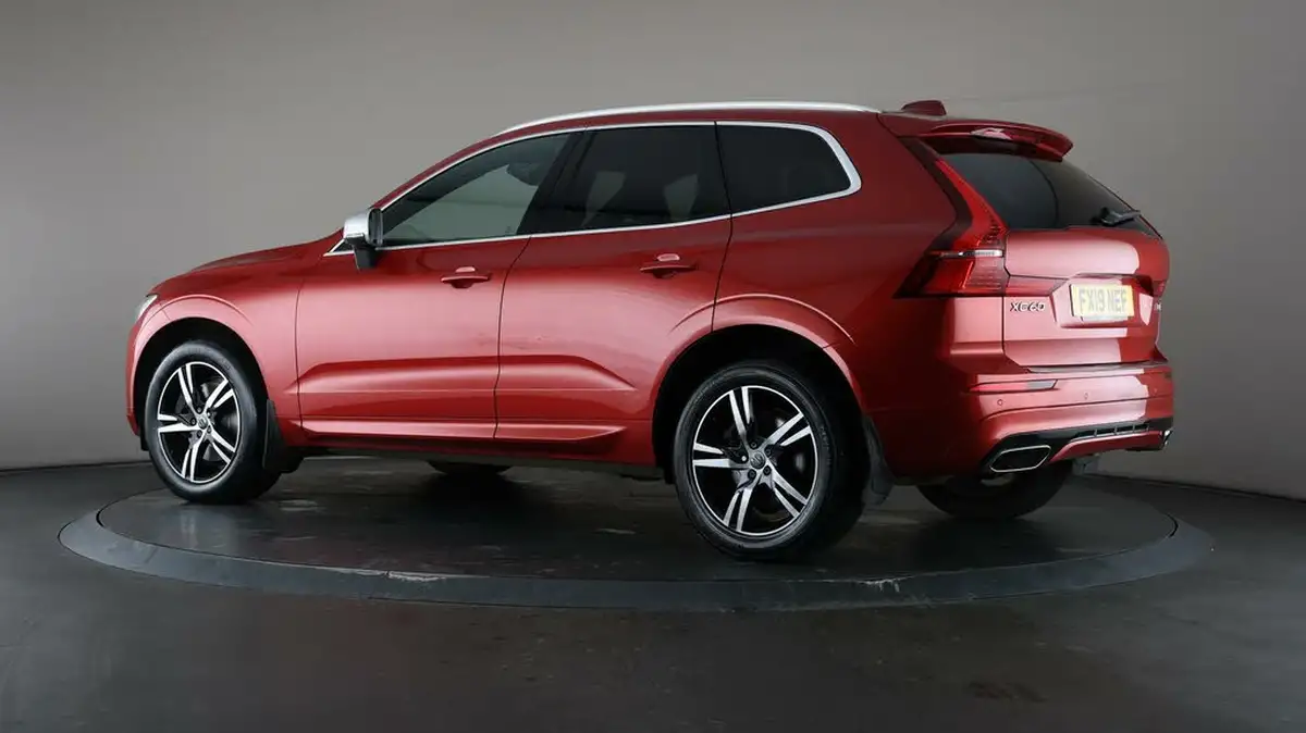 2019-volvo-xc60-20td-d4-r-design-4x4-ss-geartronic-big-67